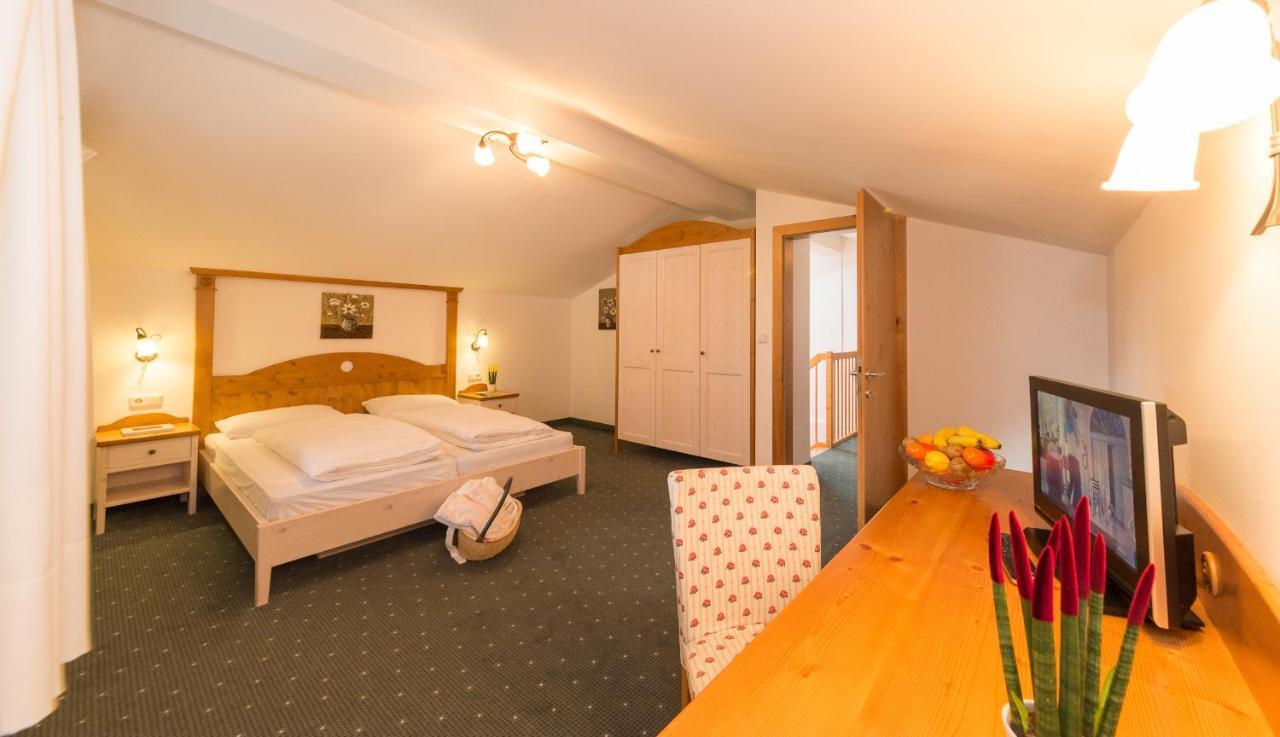 Hotel Hellweger Campo Tures Exteriér fotografie